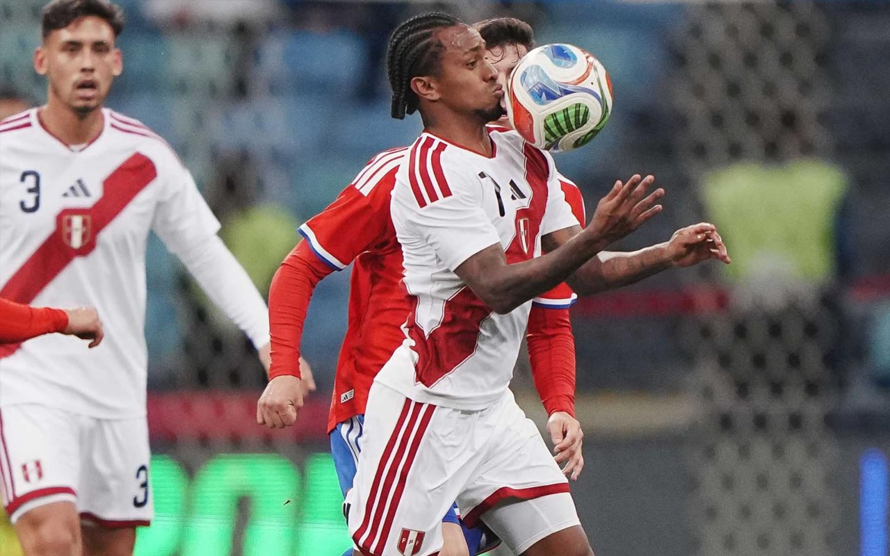 Selección peruana vuelve a retroceder en el ranking FIFA tras otra fecha sin victorias