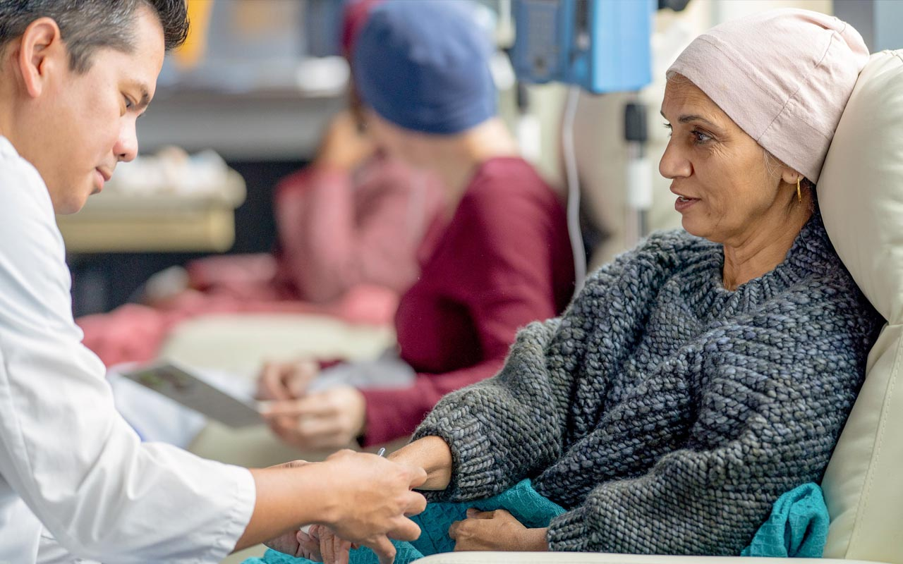 Proponen una estrategia para debilitar al cáncer con un beneficio inesperado