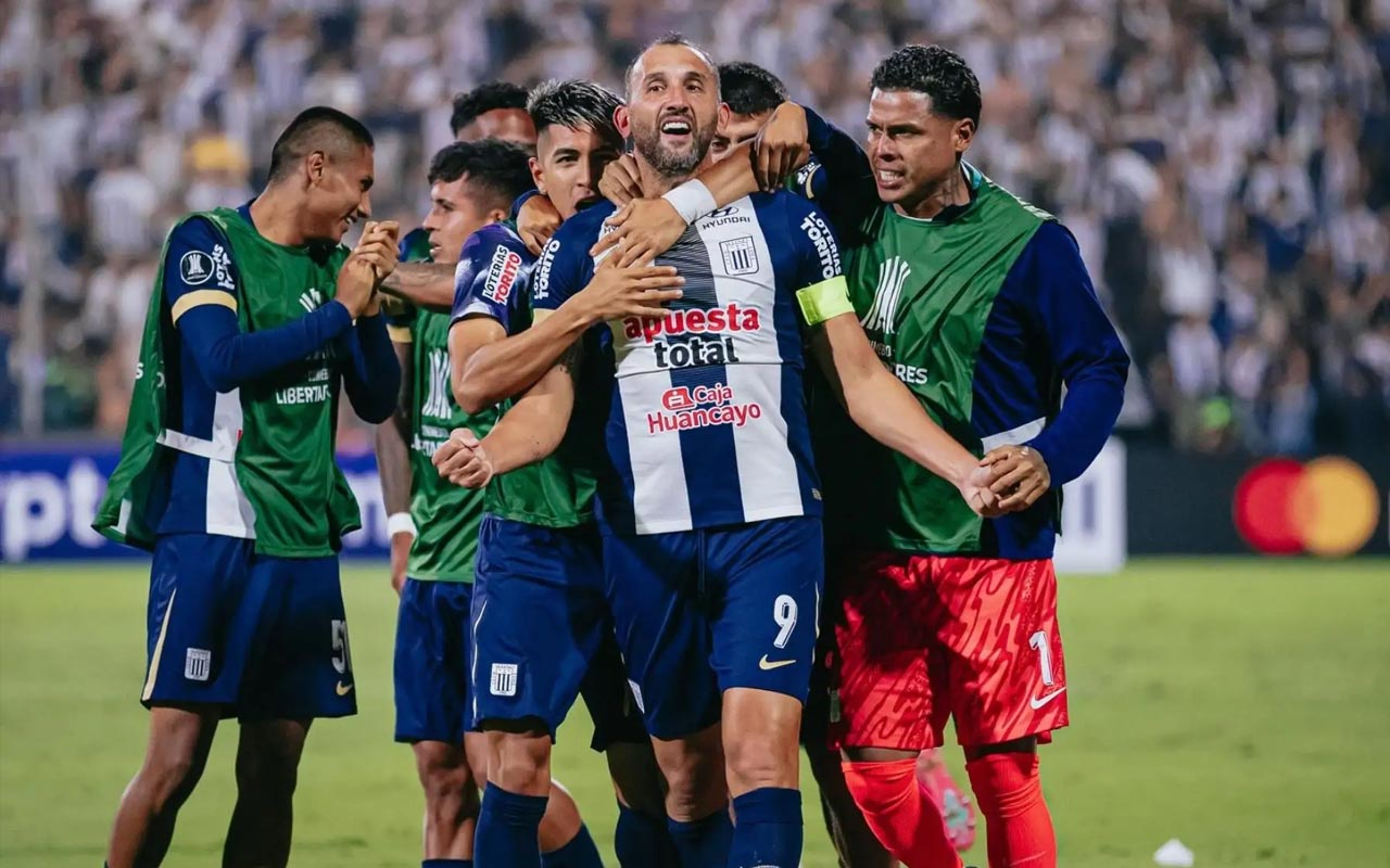 ¡Adiós blanquiazul! Hernán Barcos no seguirá en Alianza Lima para 2026