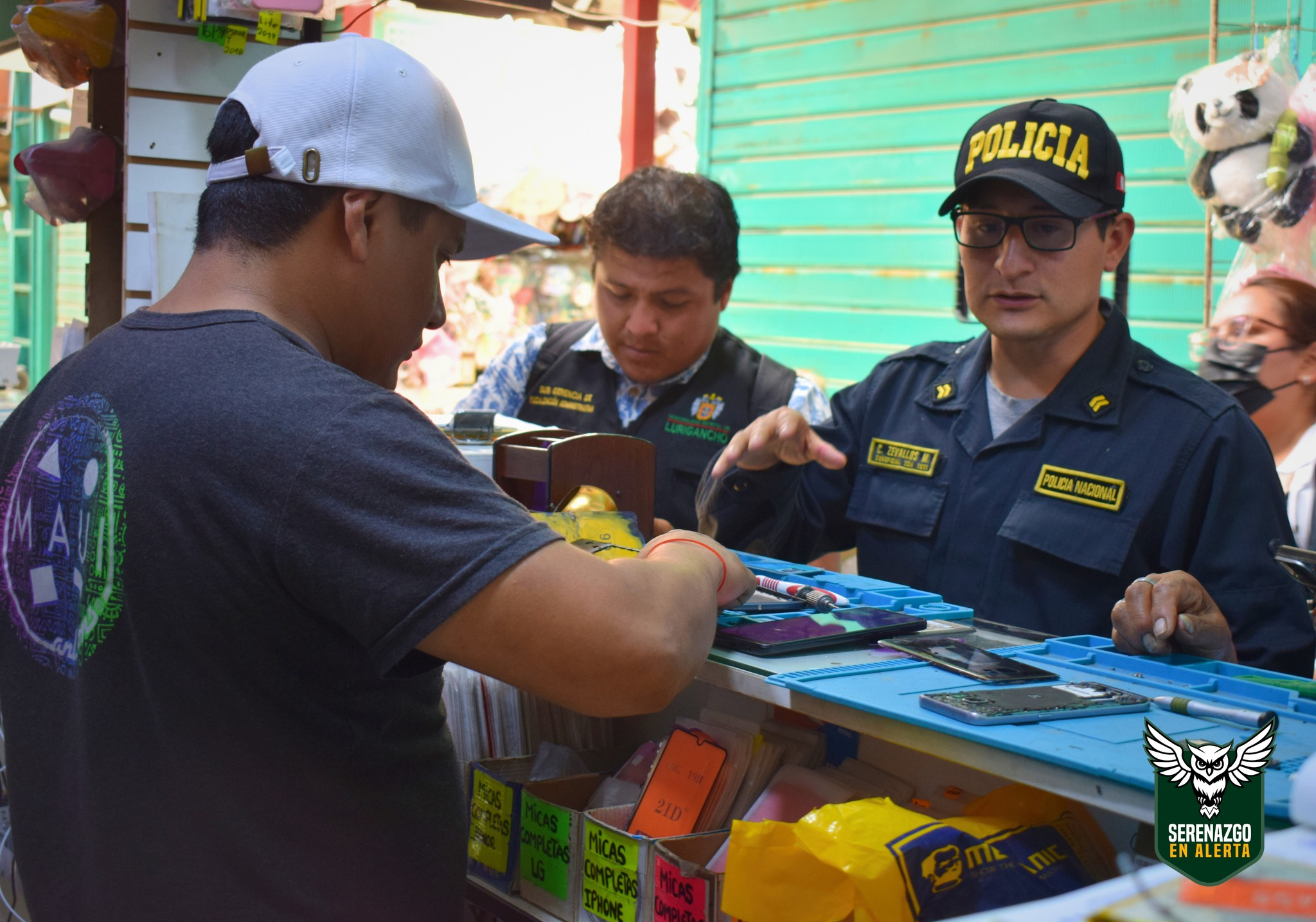 Serenazgo de Lurigancho-Chosica participó en operativo contra comercio ilegal en Megacentro 3000