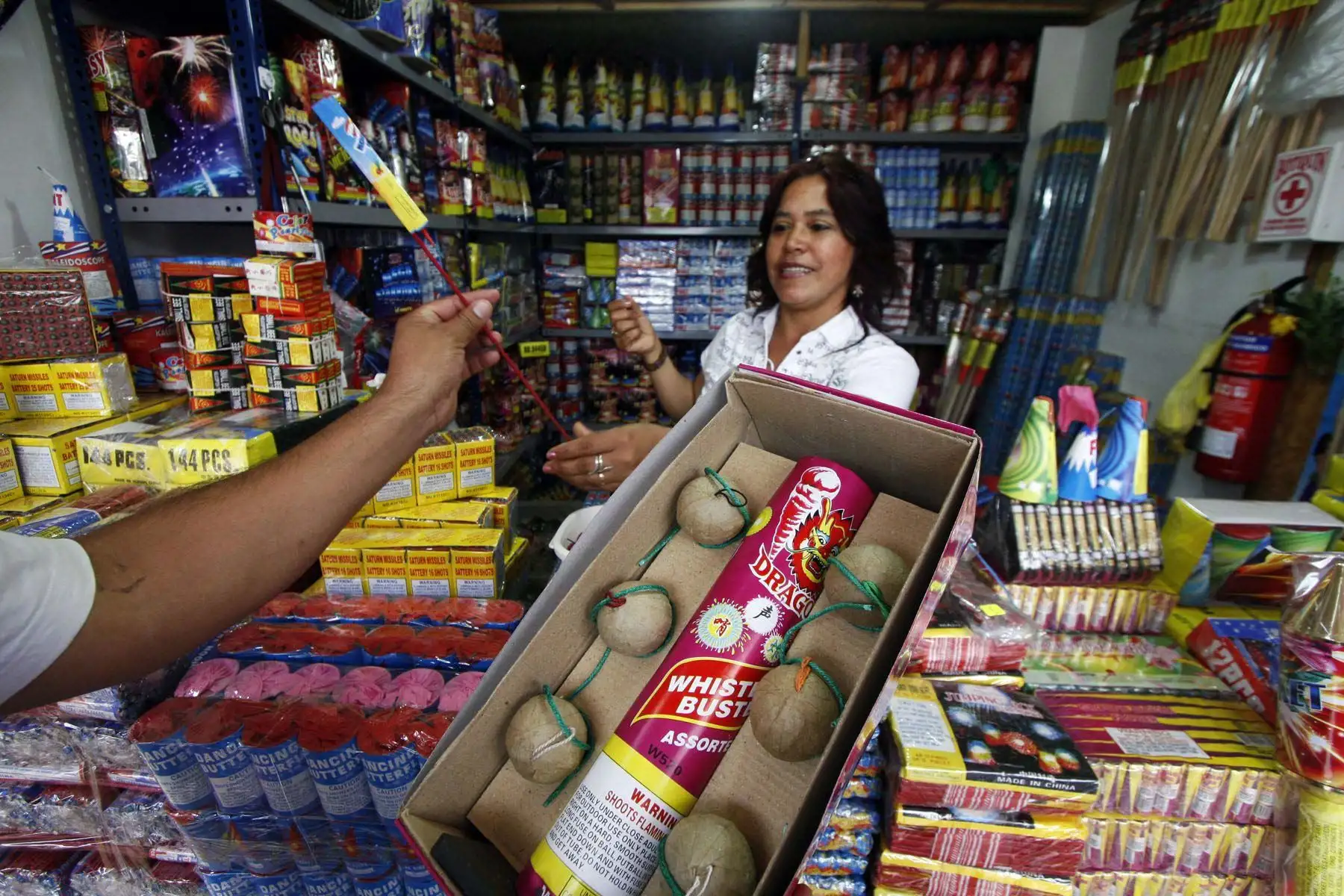 Navidad: ubica aquí las ferias autorizadas para venta de pirotécnicos