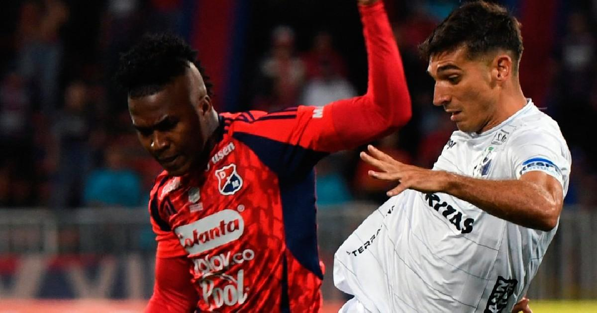 DIM empató ante Liverpool y clasificó a Fase 3